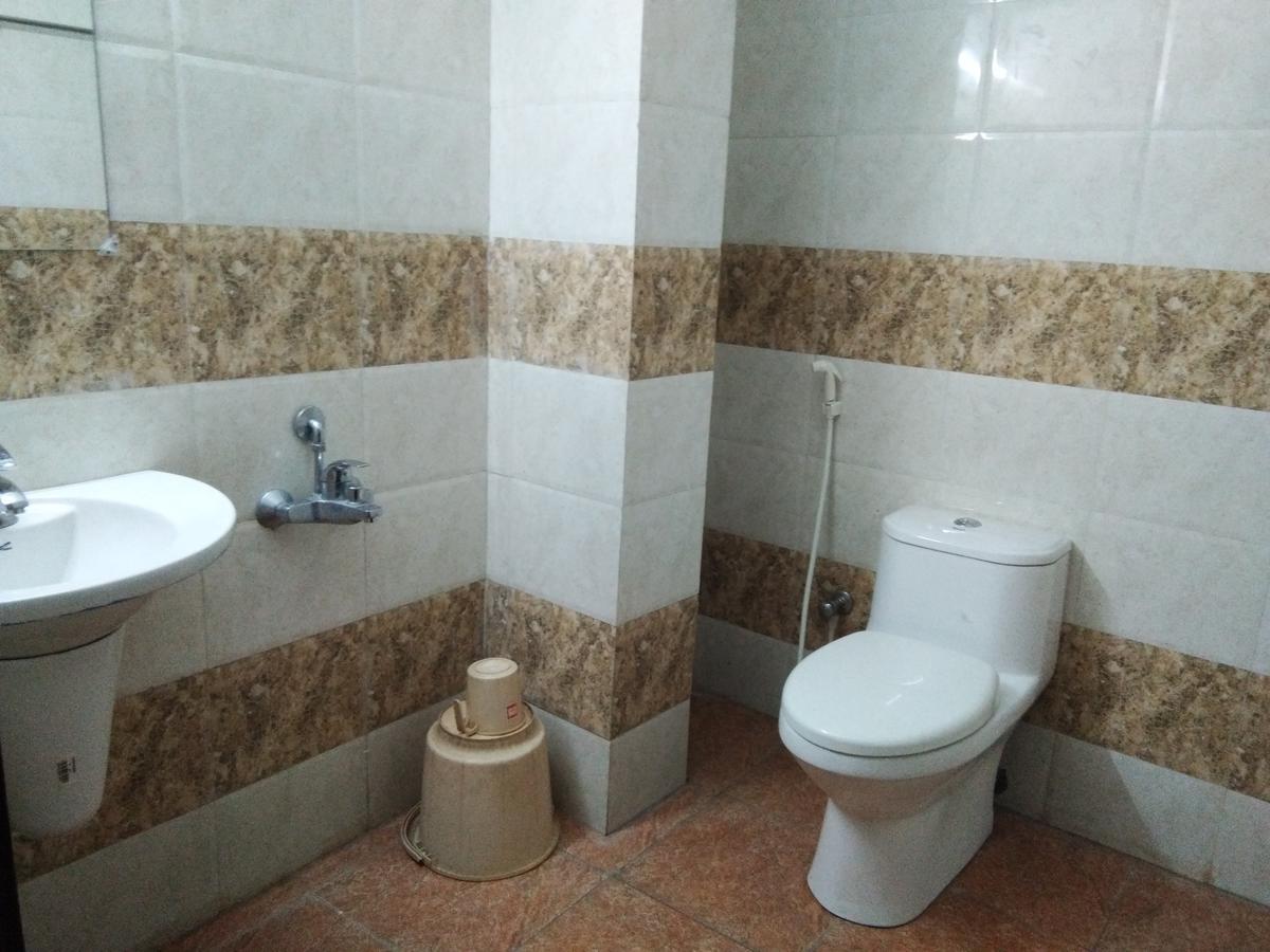 A.R.Residency Hotel Kunnamangalam Zewnętrze zdjęcie